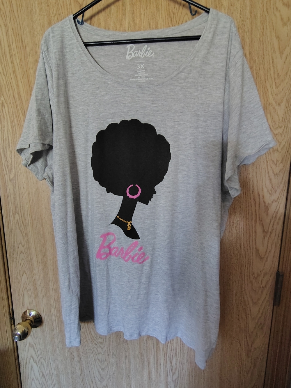 3X Barbie Women's Gray Graphic Tee with Black Silhouette and Pink Accents